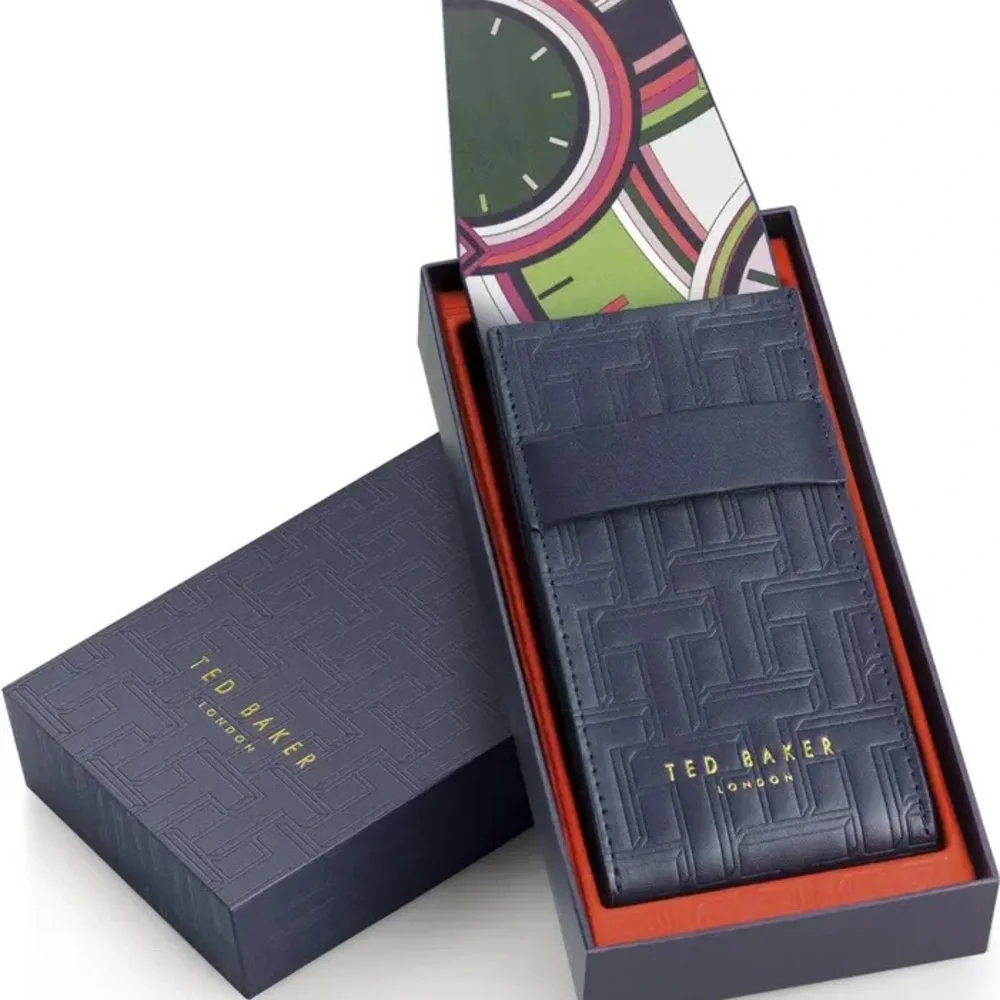 TED BAKER Women's Seerena Leather Strap Watch In White/ Gold - Picture 5 of 12